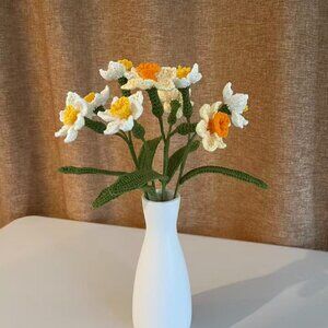 Handmade crochet daffodil flower bouquet – spring floral home decor gift